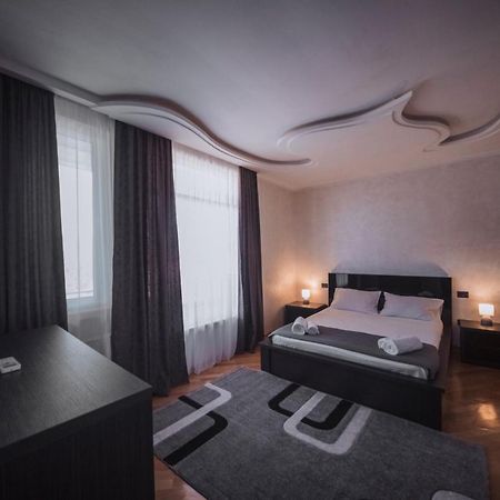 קוטאיסי Makos Guest House מראה חיצוני תמונה