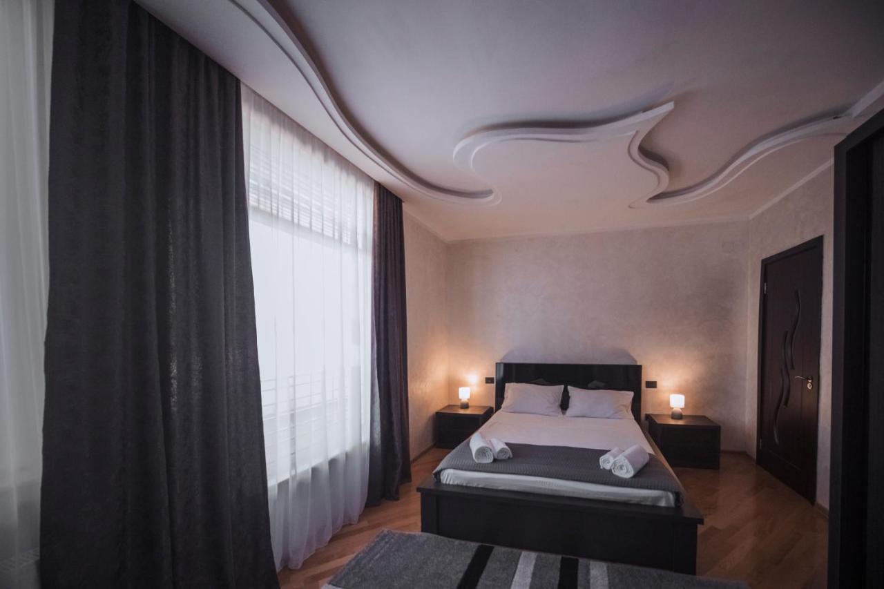 קוטאיסי Makos Guest House מראה חיצוני תמונה
