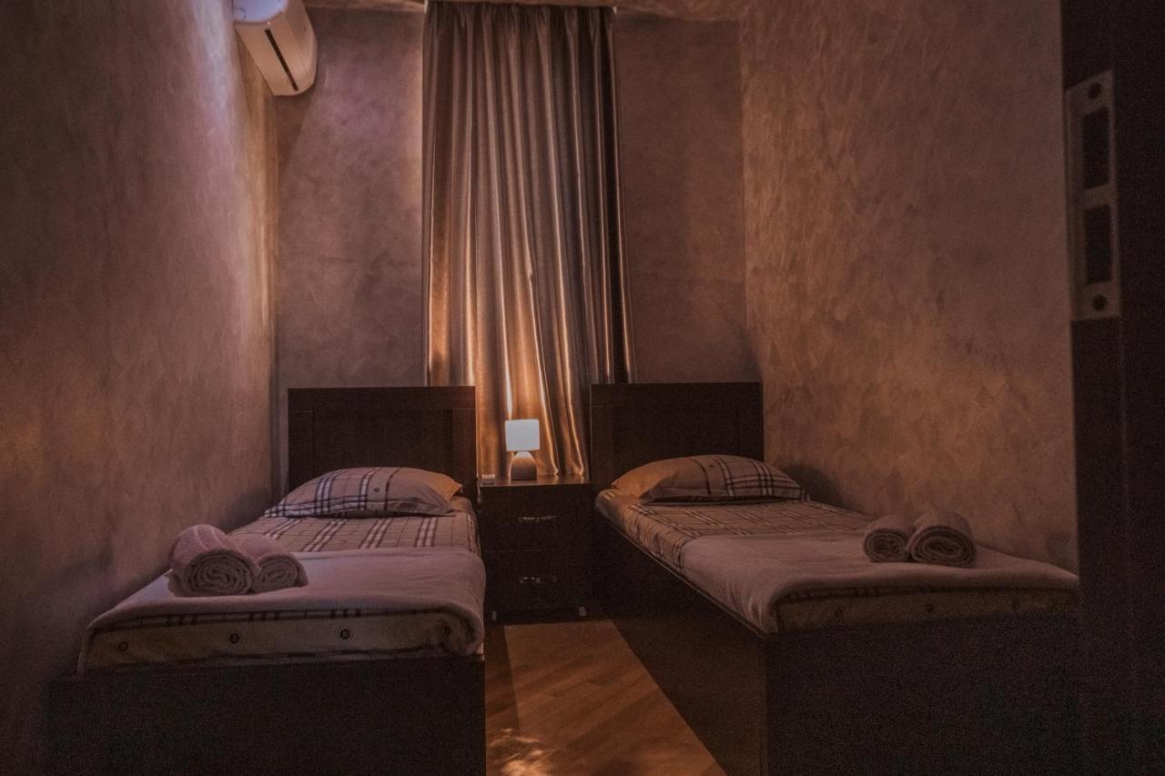 קוטאיסי Makos Guest House מראה חיצוני תמונה