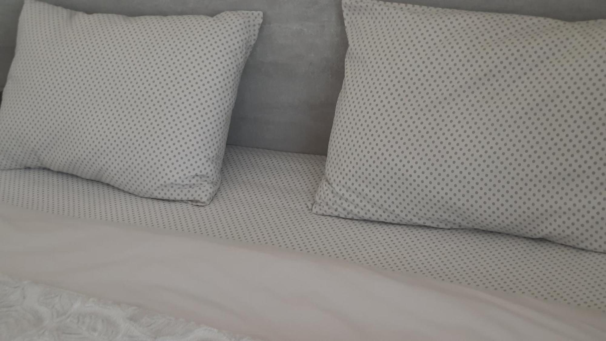 קוטאיסי Makos Guest House חדר תמונה