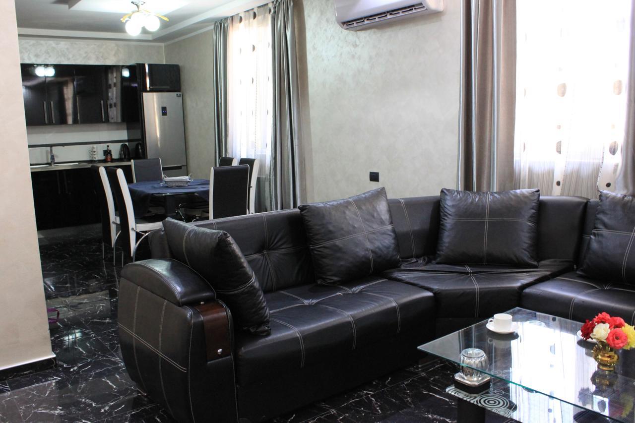 קוטאיסי Makos Guest House מראה חיצוני תמונה