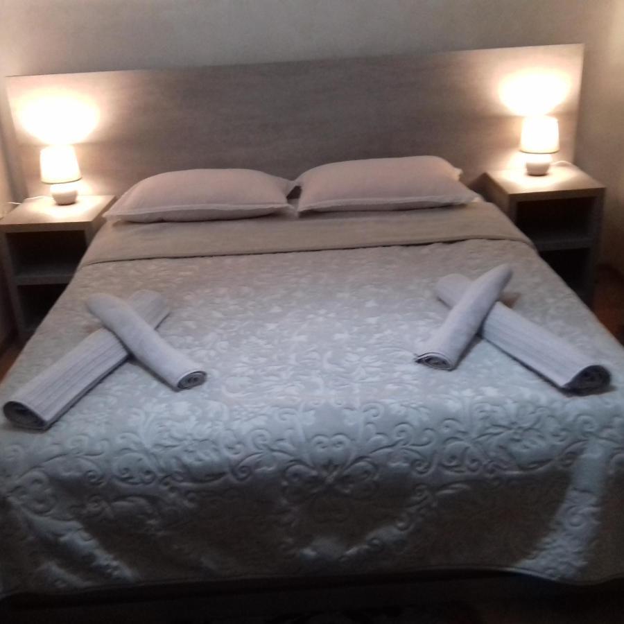 קוטאיסי Makos Guest House מראה חיצוני תמונה